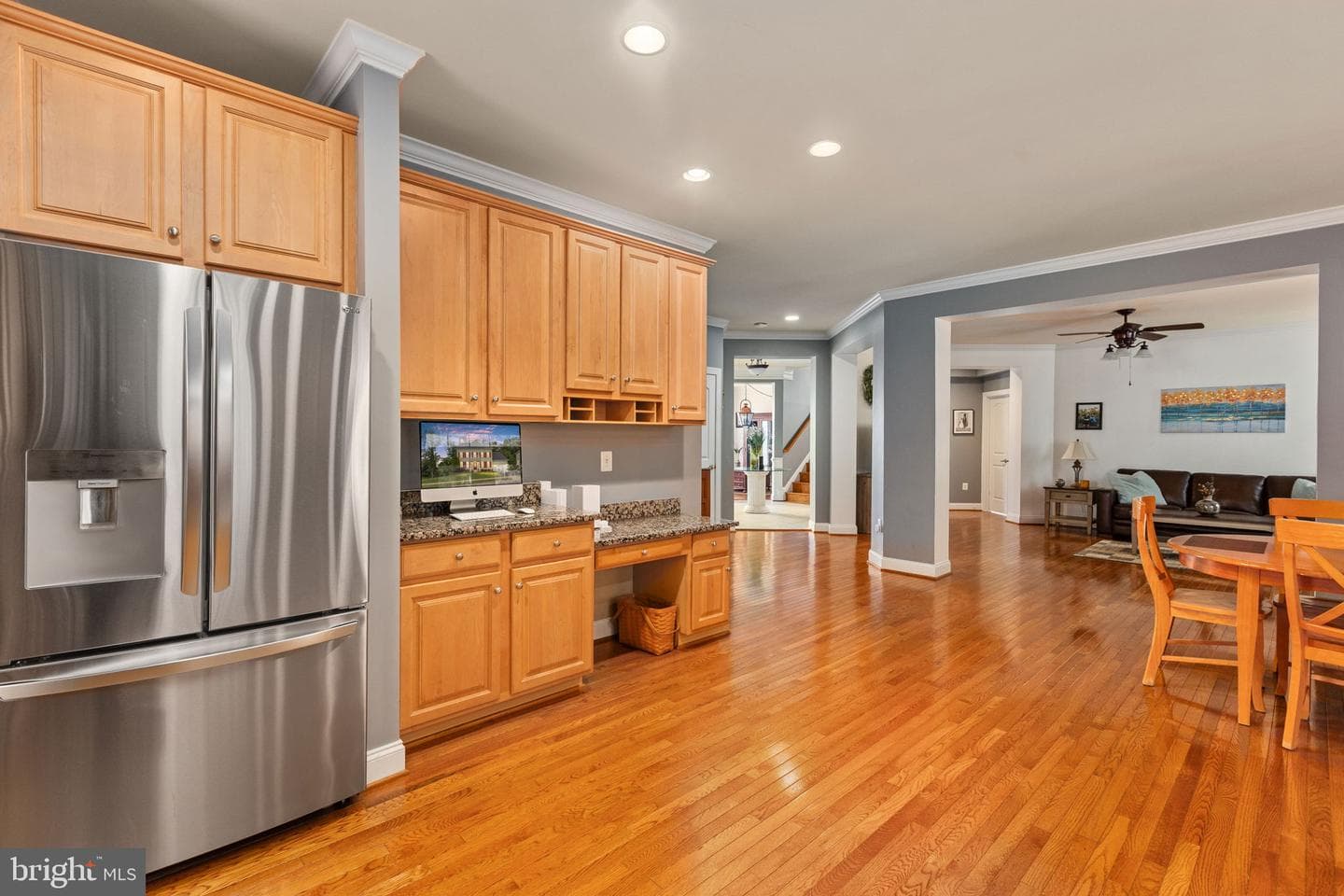 31 Garnet Way photo 32