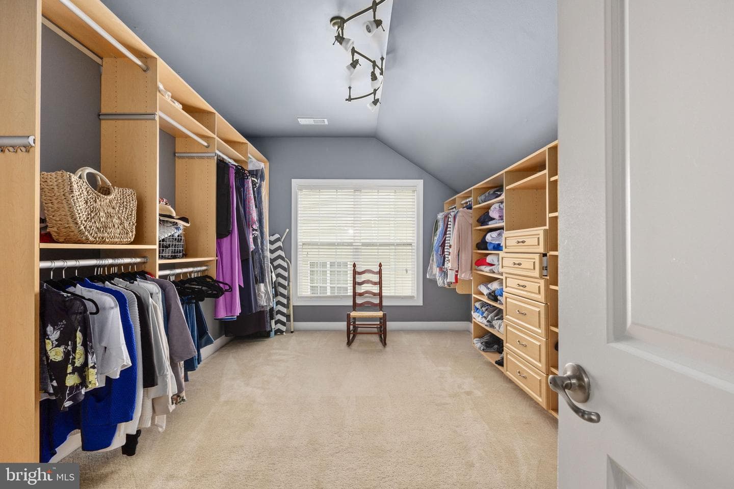 31 Garnet Way photo 58