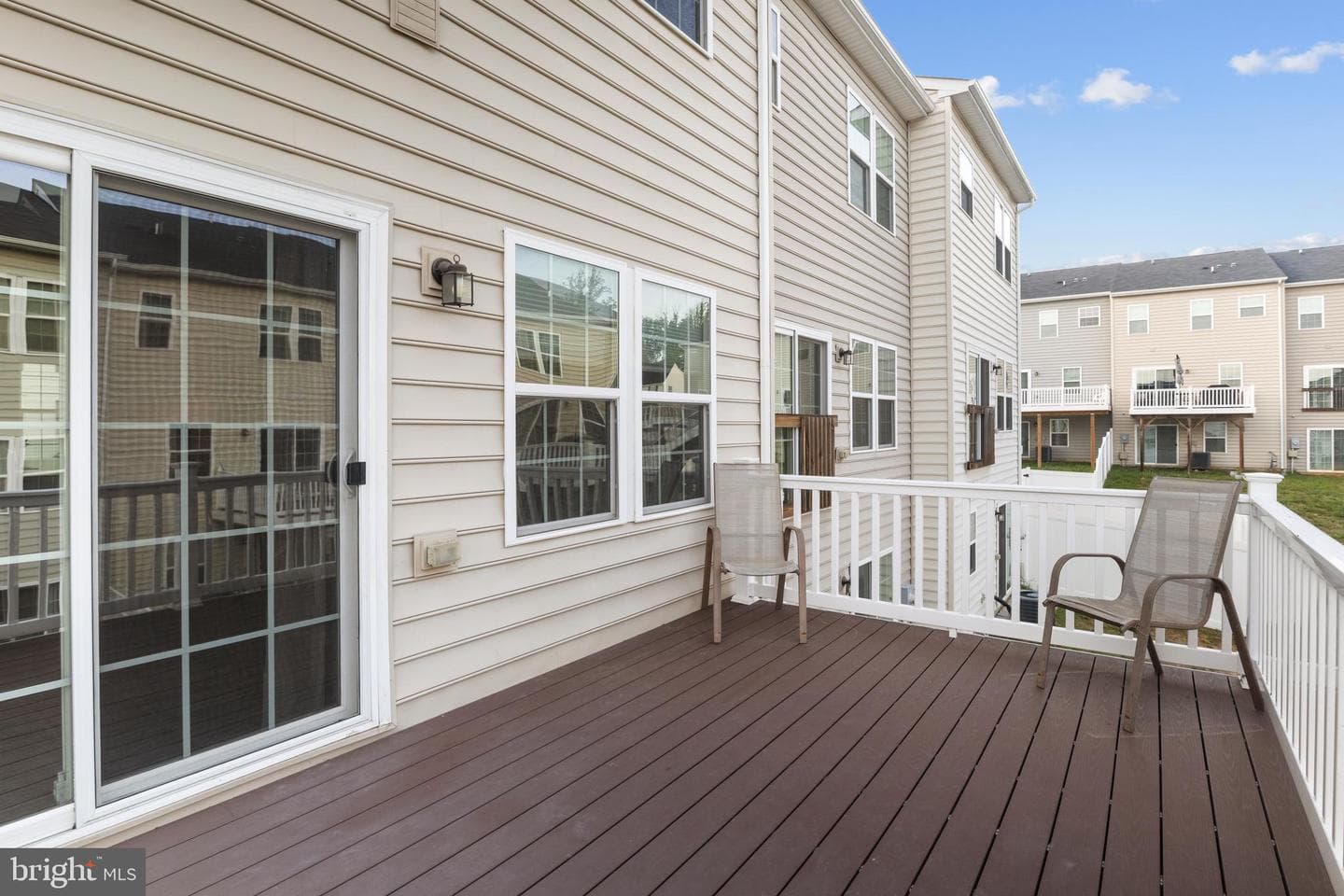 515 Streamview Drive photo 18