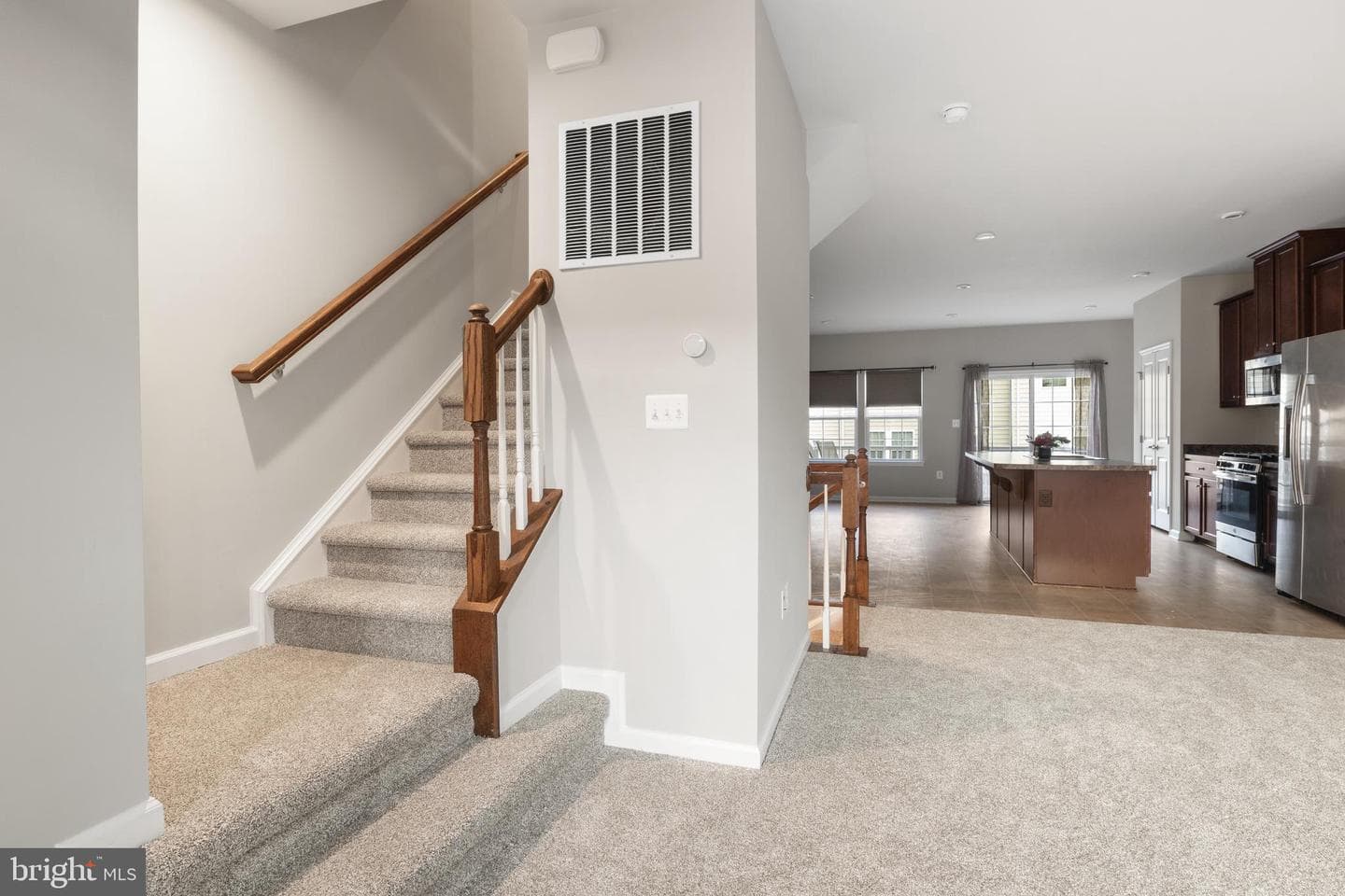 515 Streamview Drive photo 36
