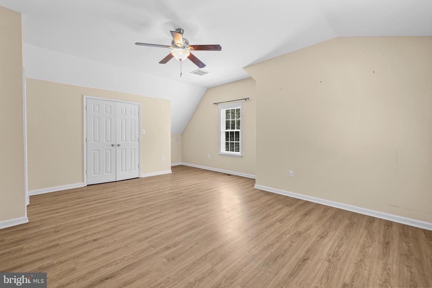 240 Norman Road photo 32