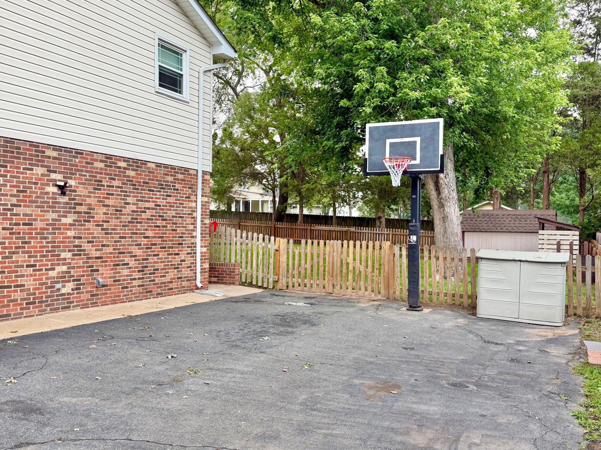 2175 Sebastian Road photo 4