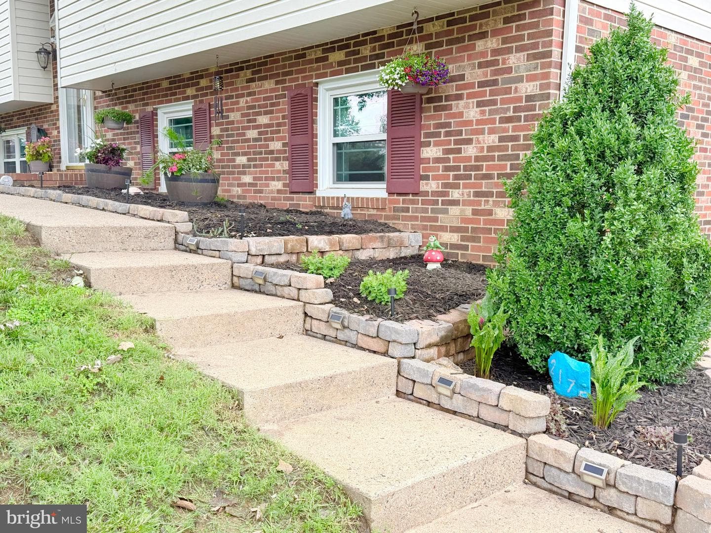2175 Sebastian Road photo 9