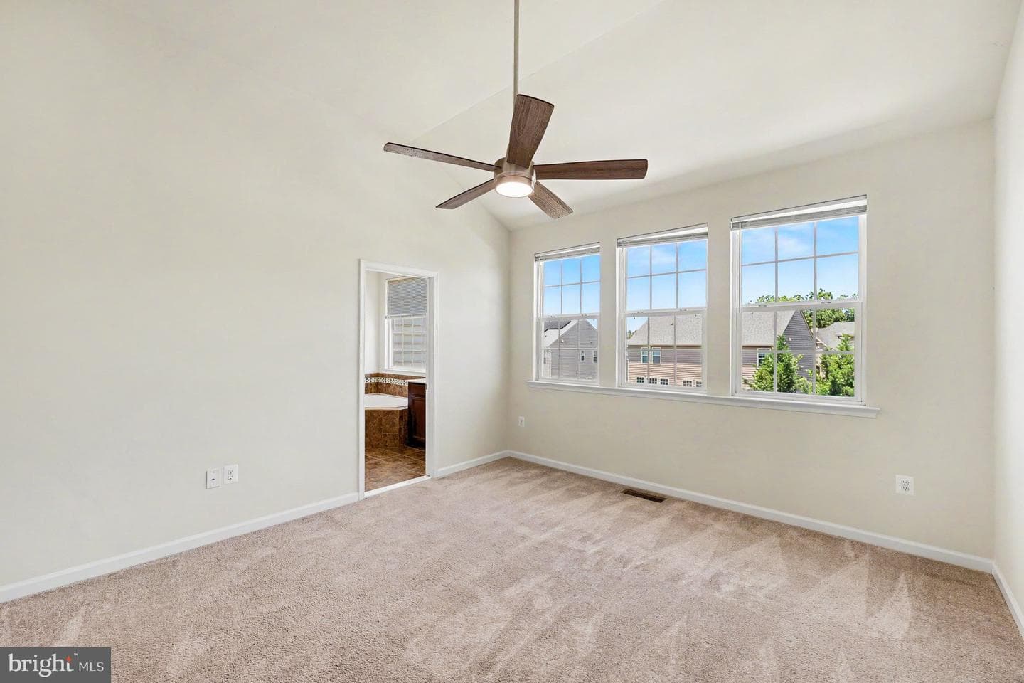 12 Lamplighter Lane photo 21