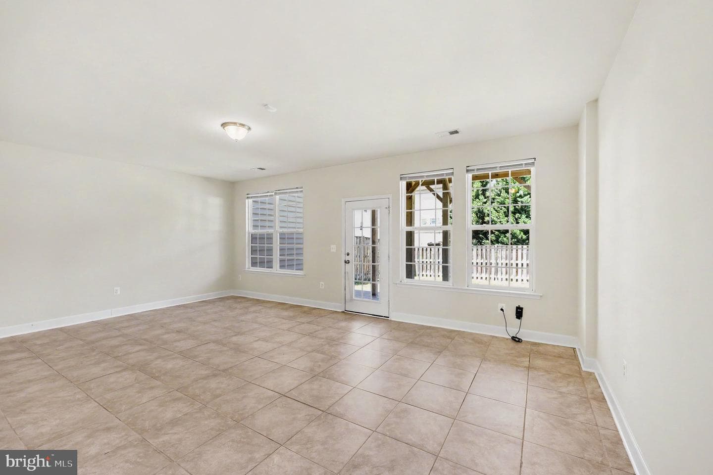 12 Lamplighter Lane photo 25
