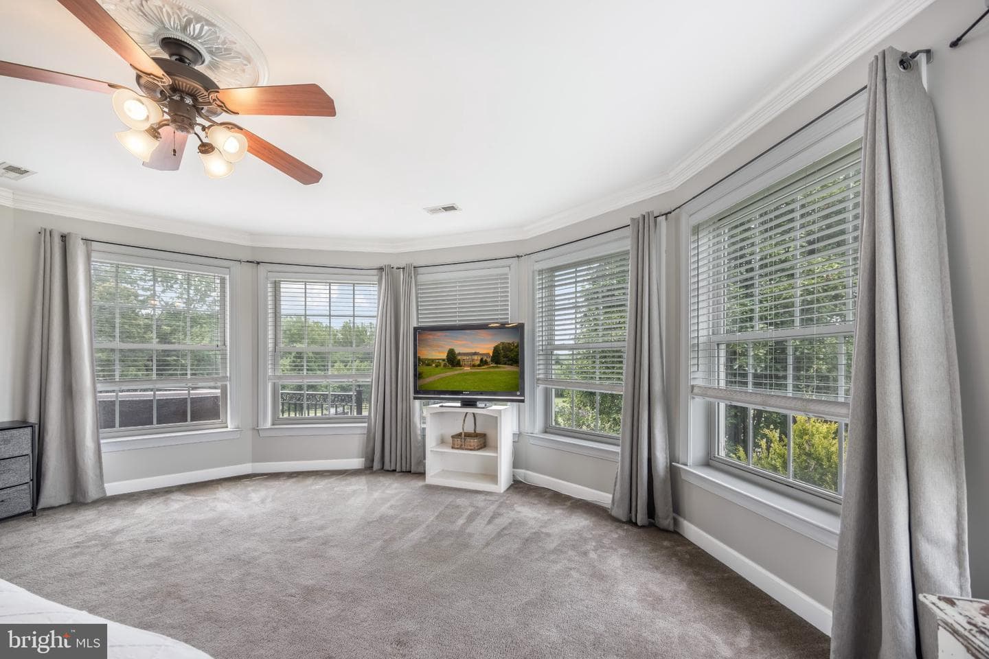 65 Equestrian Drive photo 26