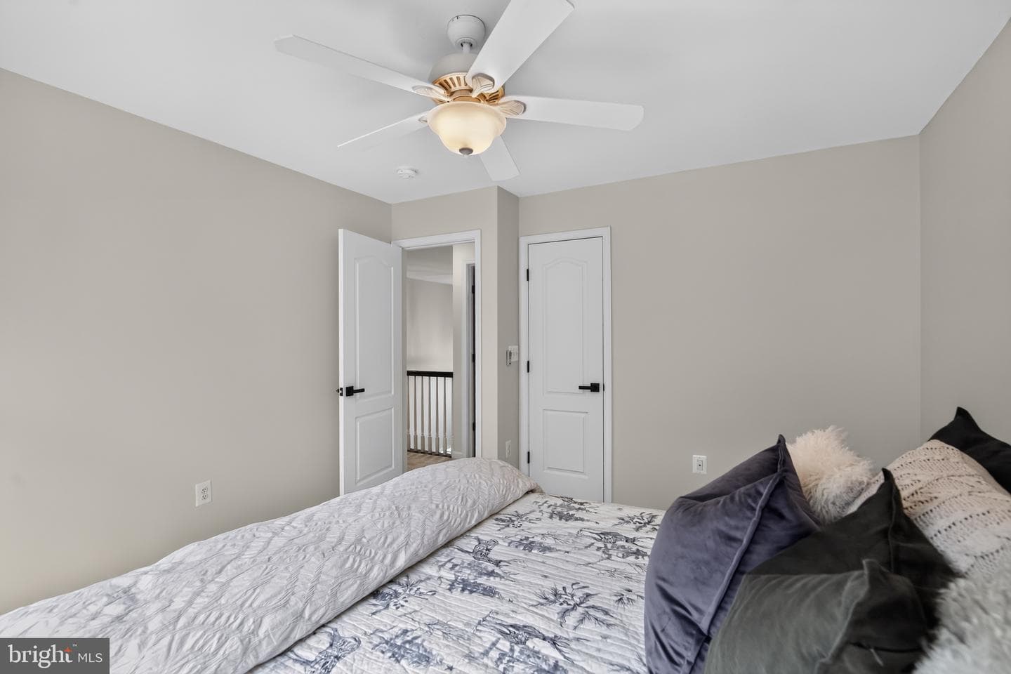 526 Fair Havens Lane photo 34