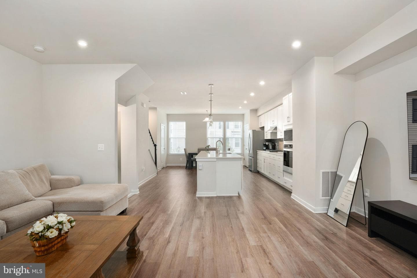 112 Lentz Lane photo 13