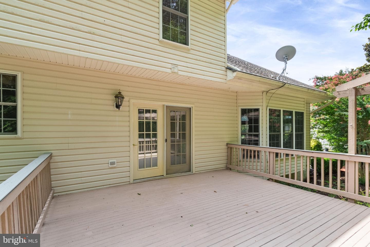 46 Monument Drive photo 38