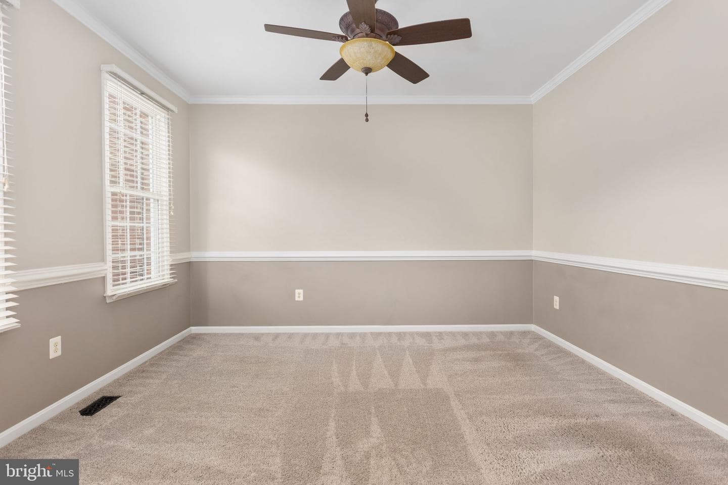 115 Chriswood Lane photo 38