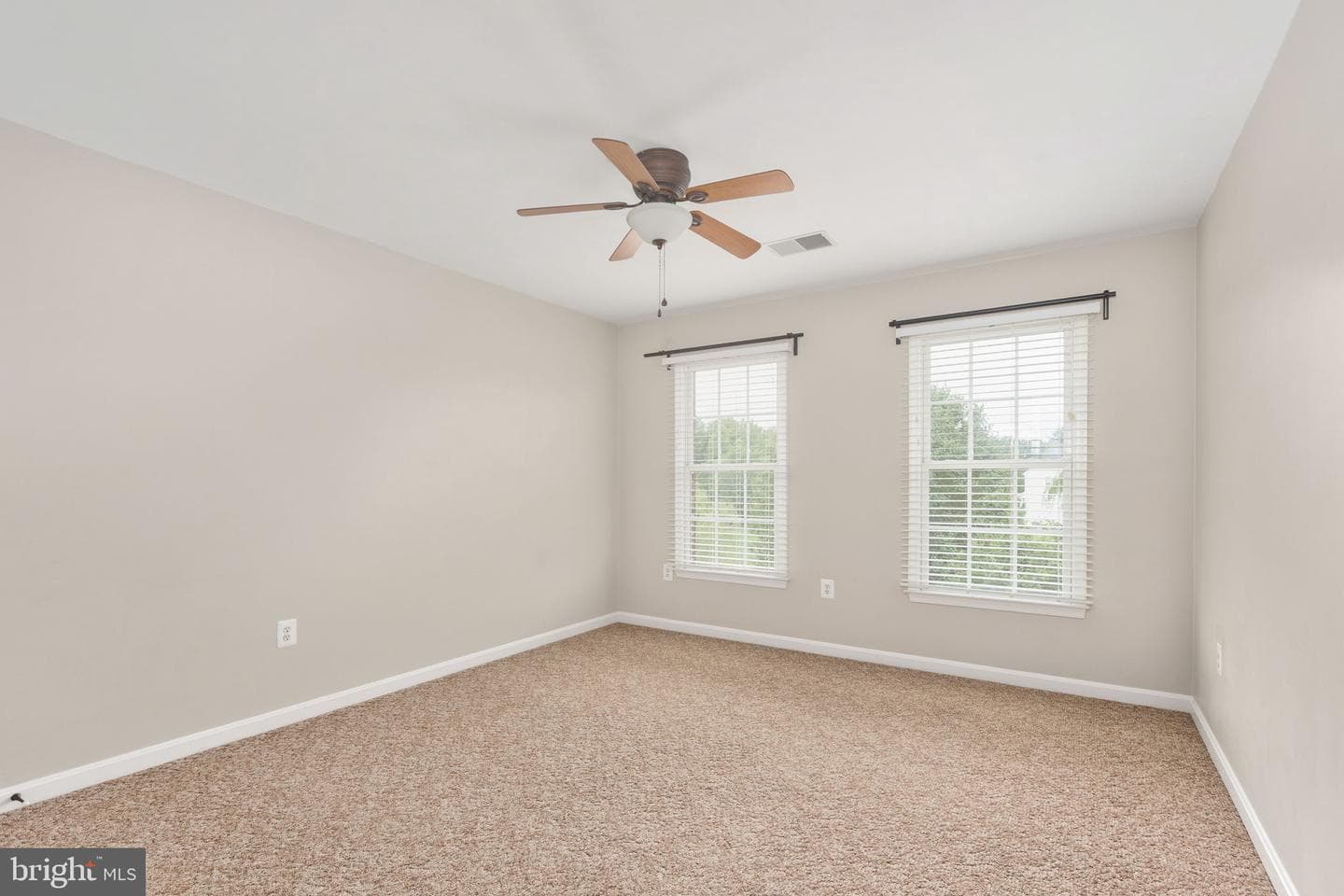 115 Chriswood Lane photo 44