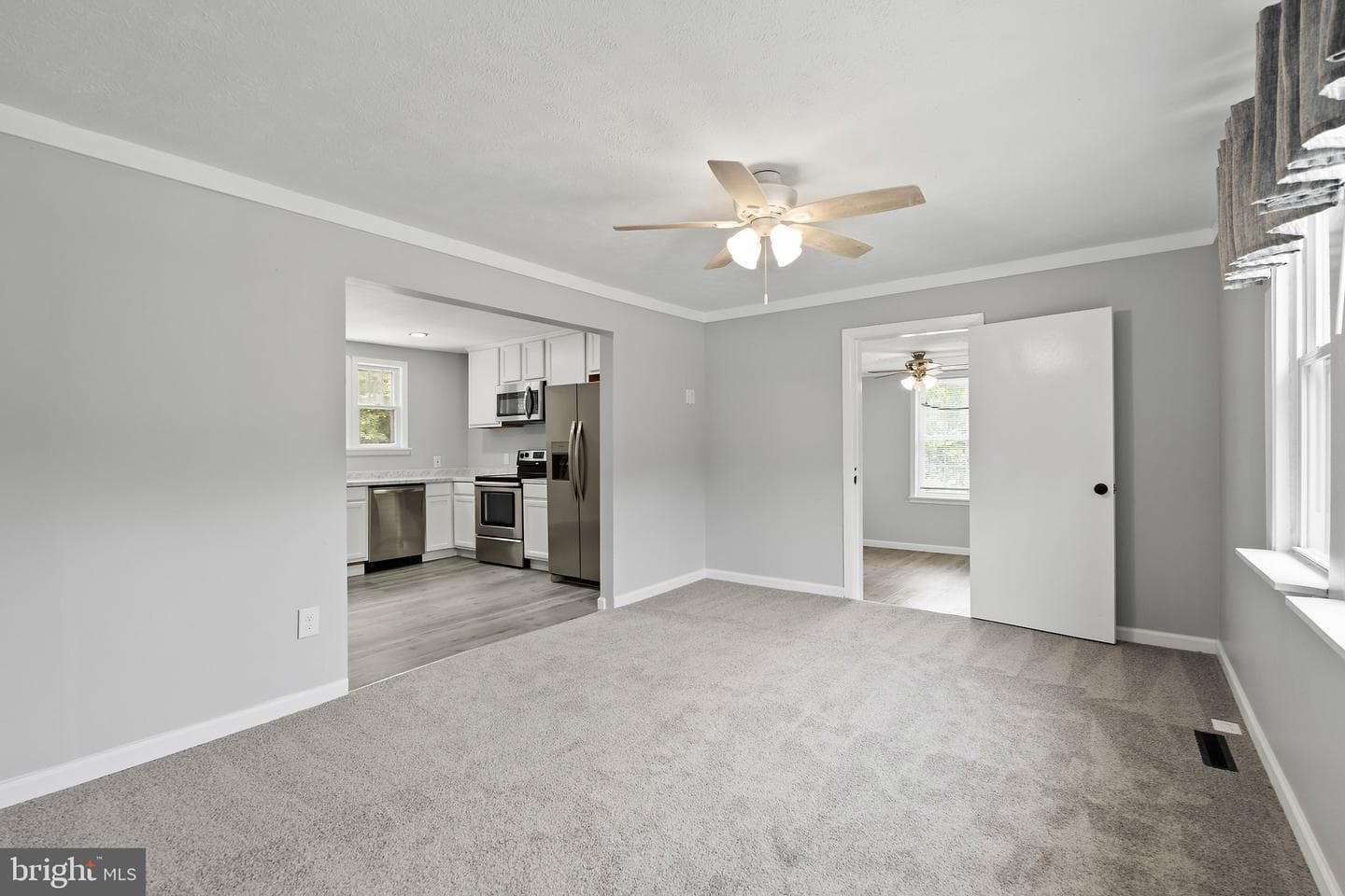 1529 Mountain View Road photo 16