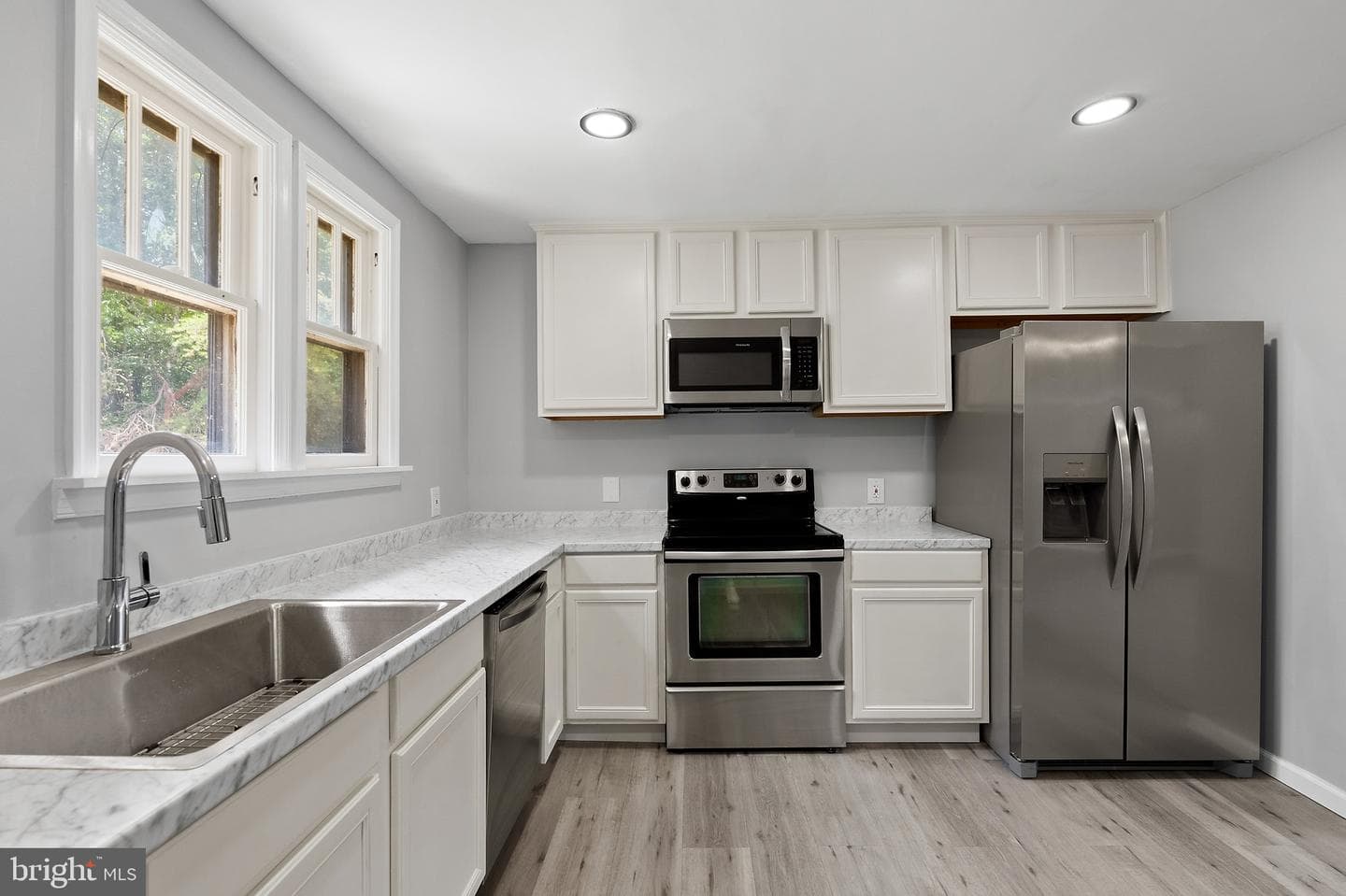 1529 Mountain View Road photo 19