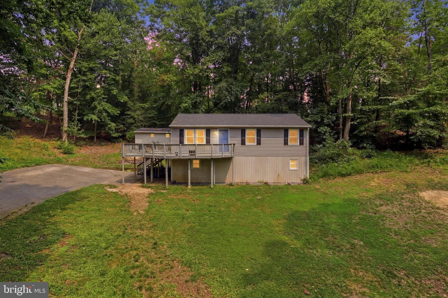 32 Quarry Road photo 1