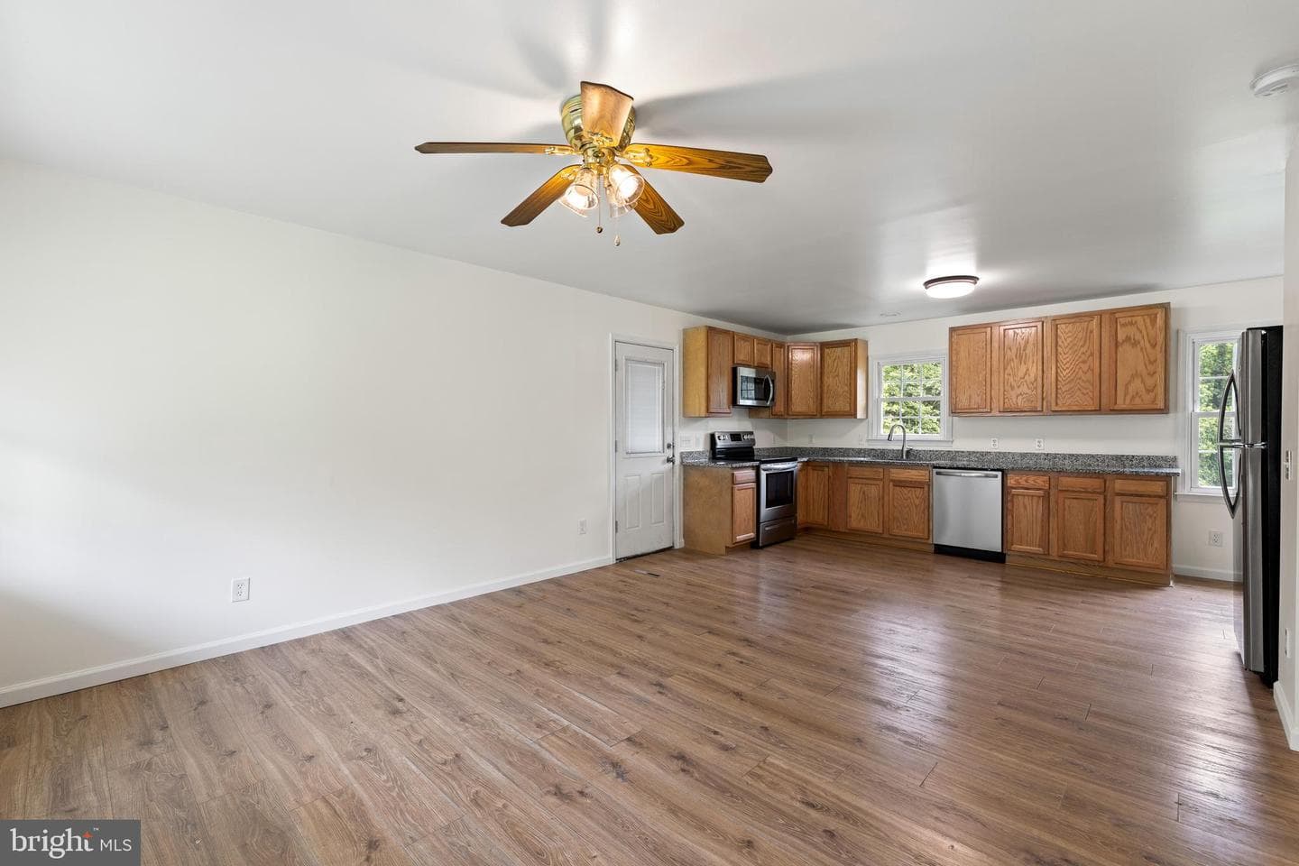 281 Truslow Road photo 3