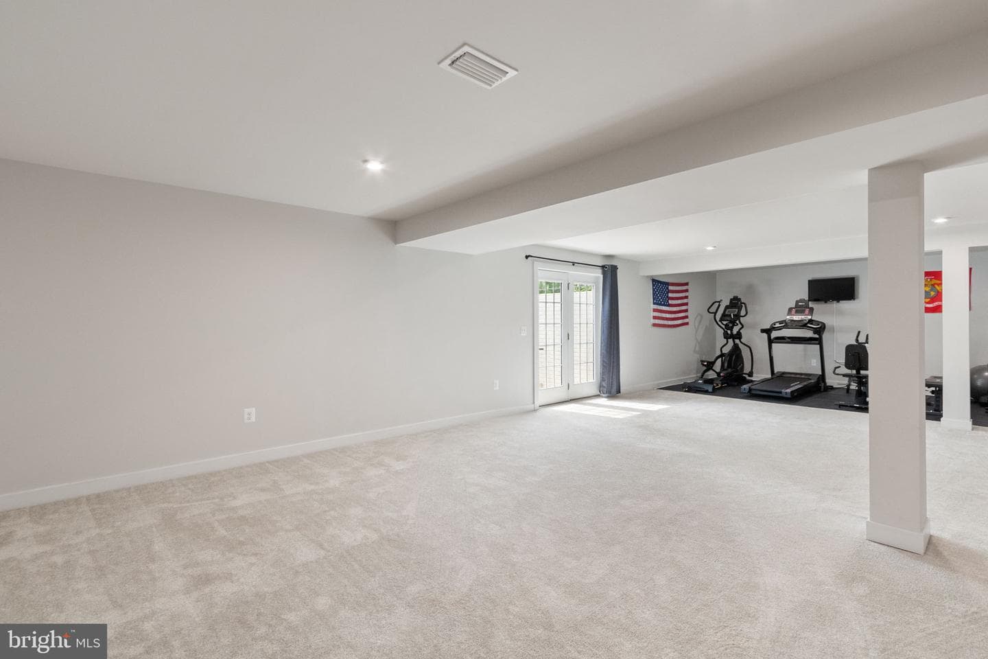 417 Greenstead Drive photo 26