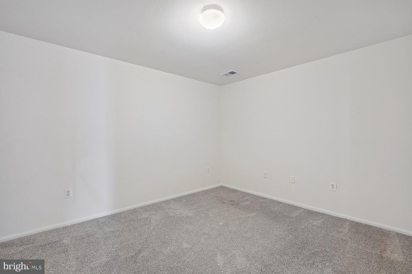 4 Barnum Drive photo 24