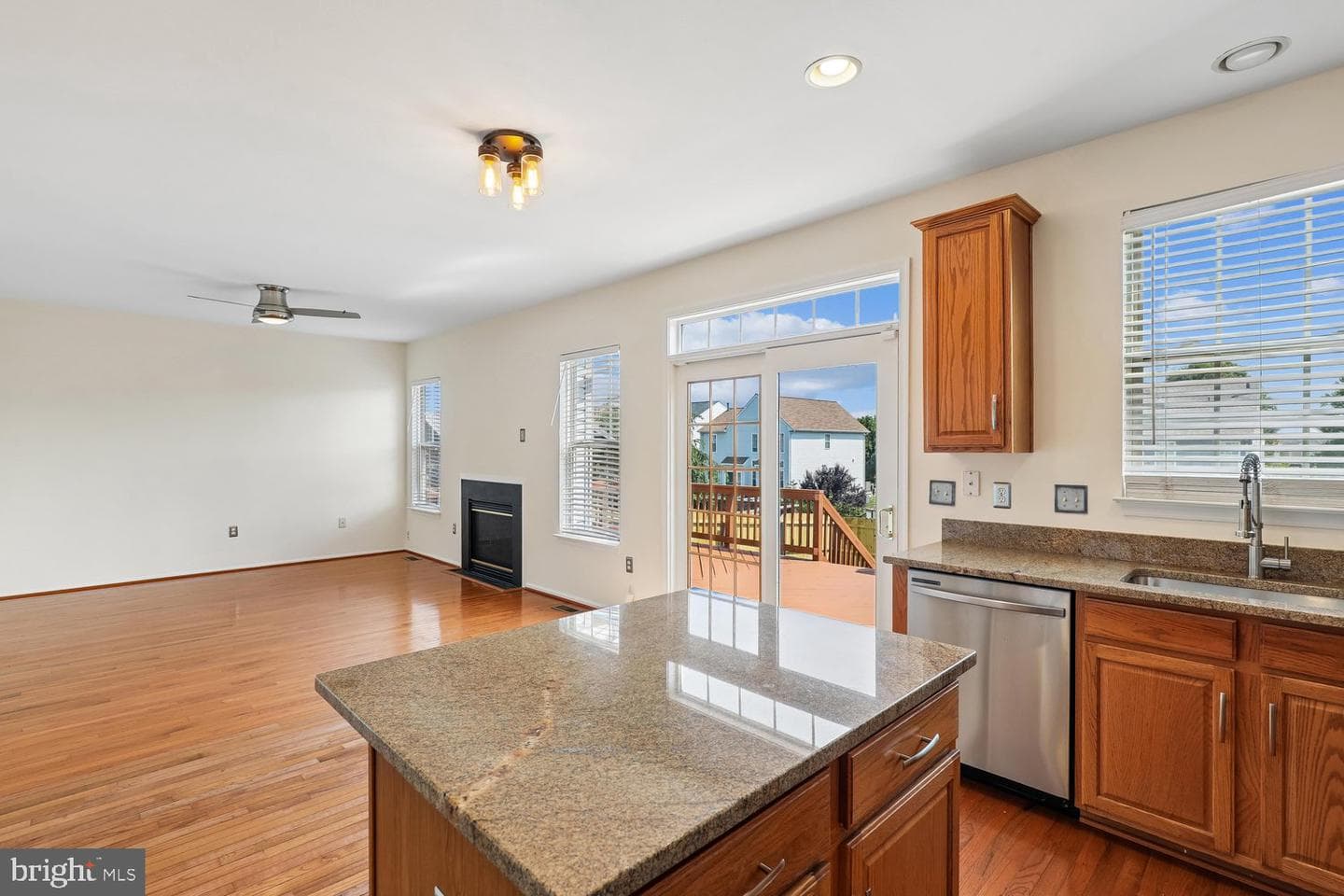4 Barnum Drive photo 4
