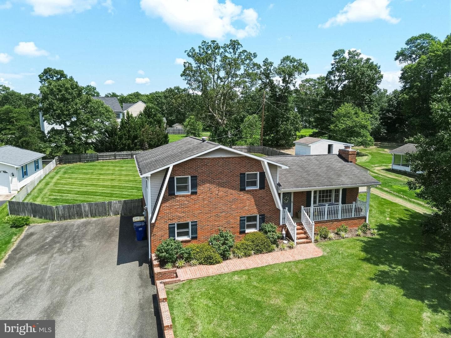 702 Edwards Drive photo 45