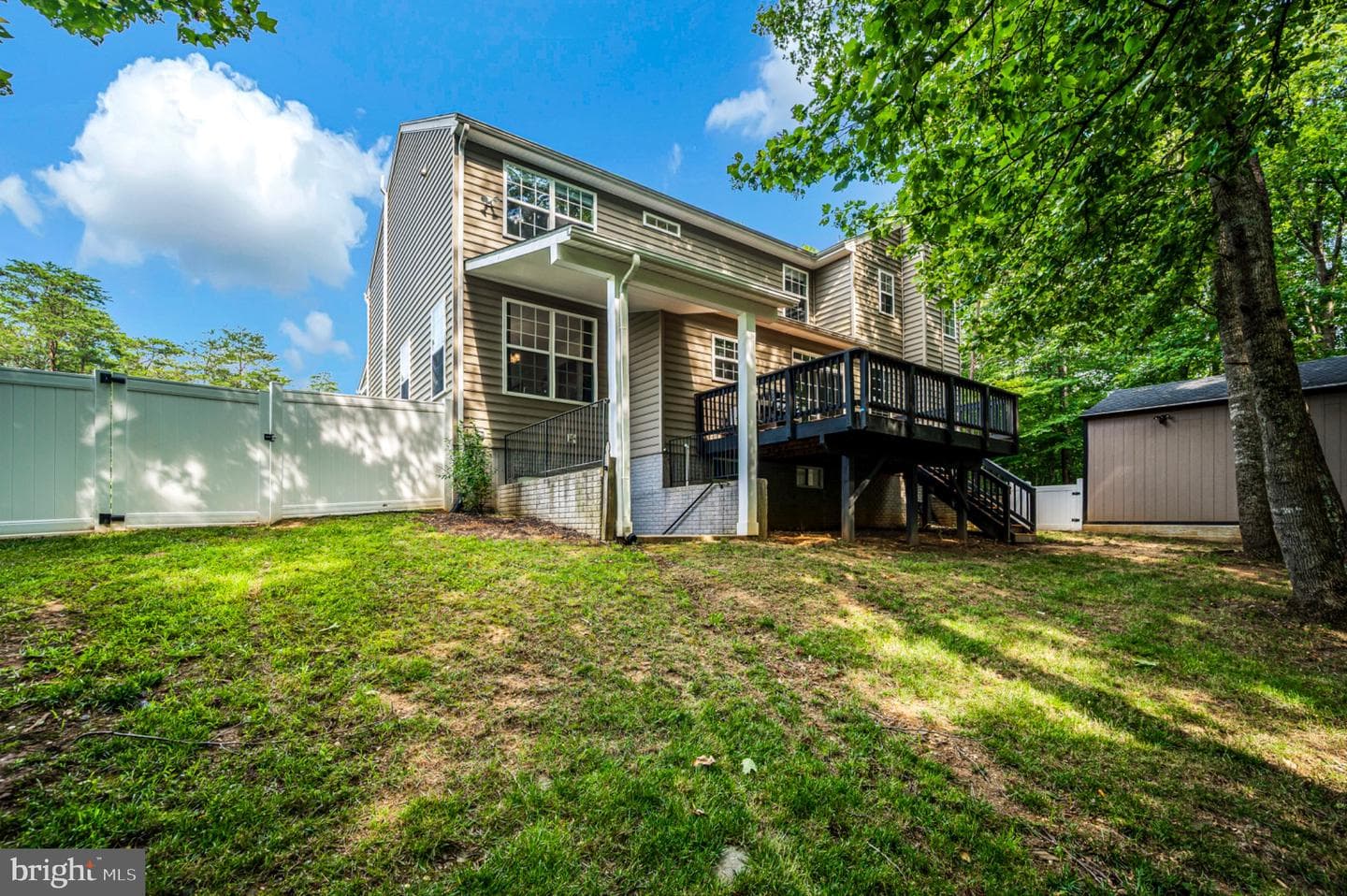 239 Toluca Road photo 23