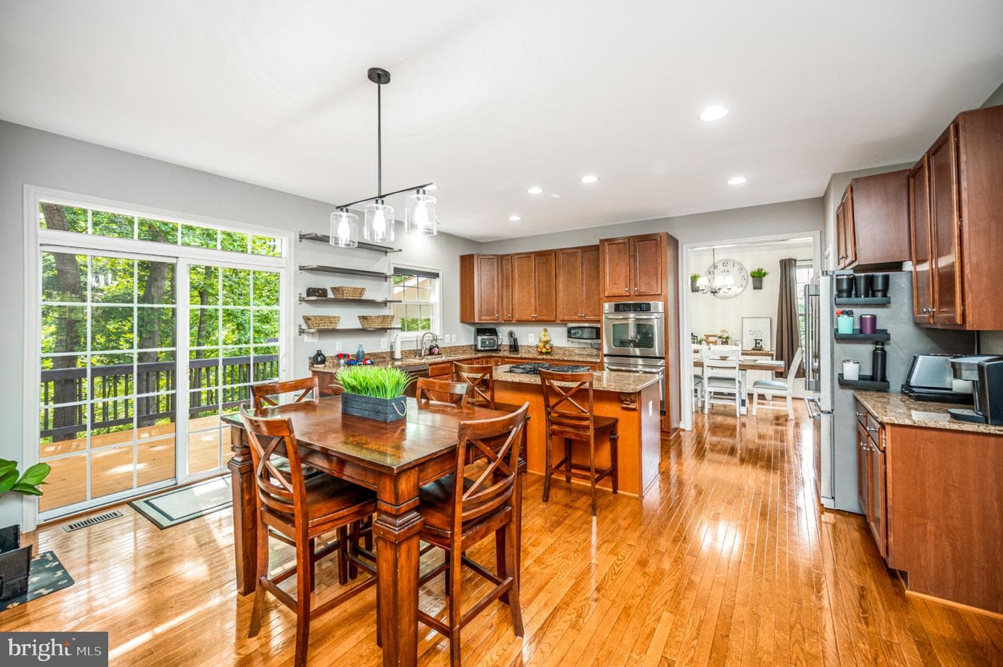 239 Toluca Road photo 35