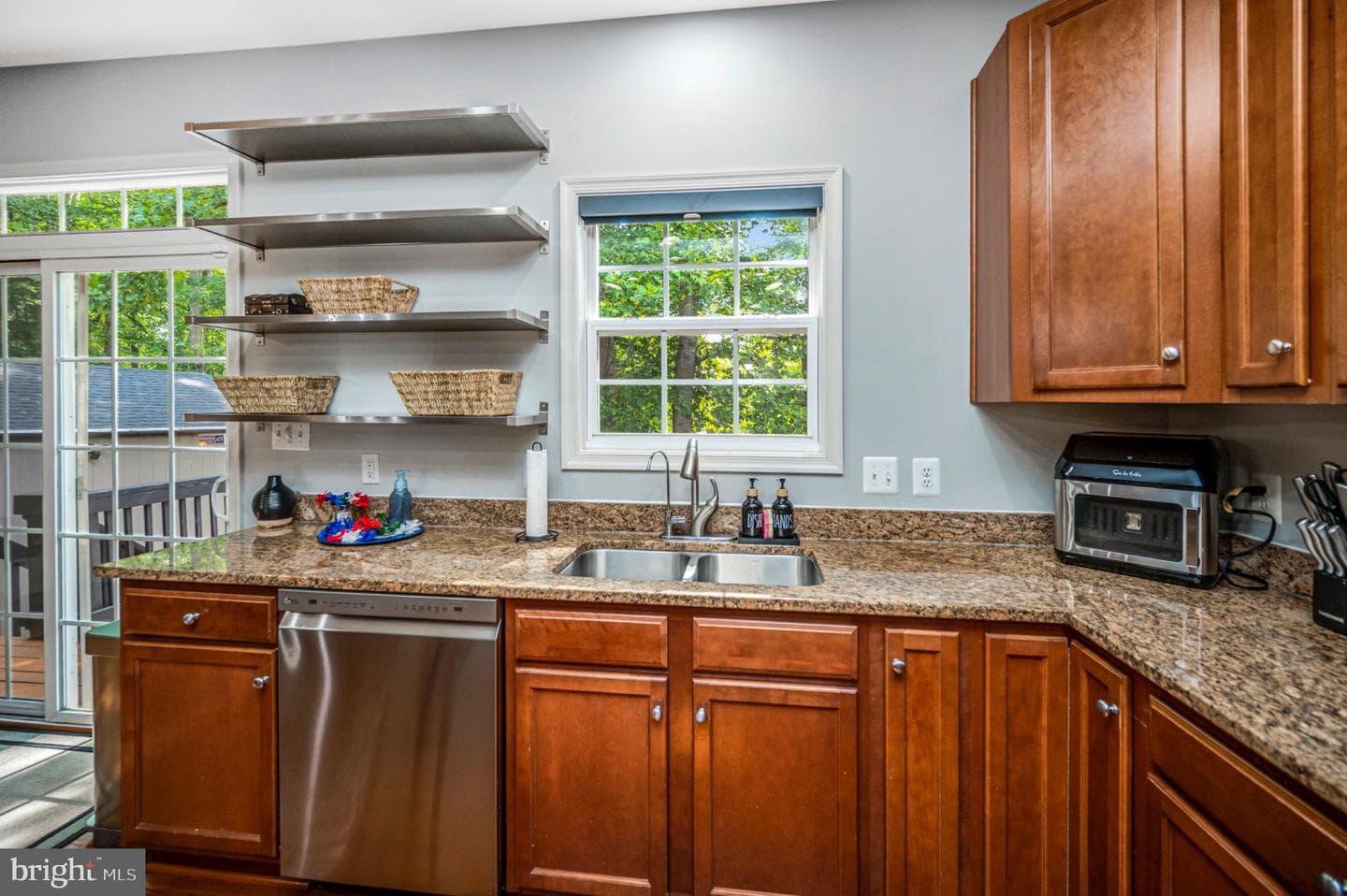 239 Toluca Road photo 42