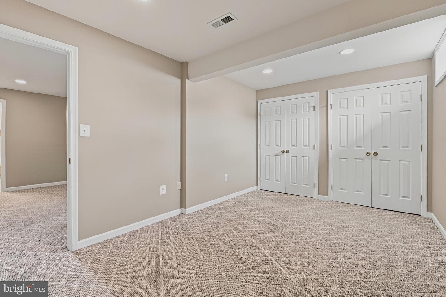 150 Riggs Road photo 48