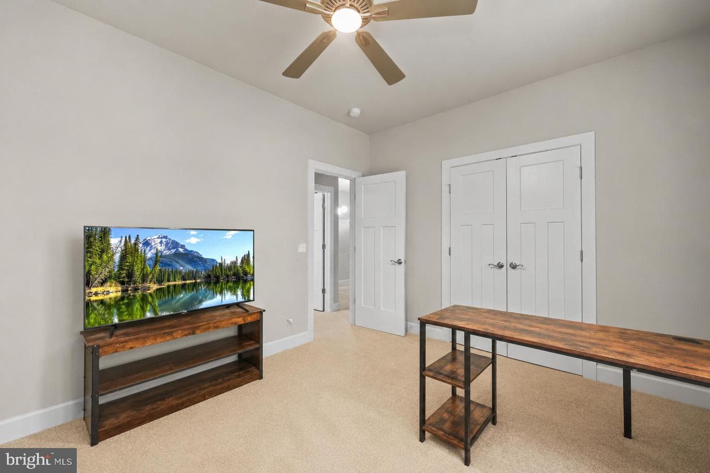 1210 Amherst Avenue photo 7
