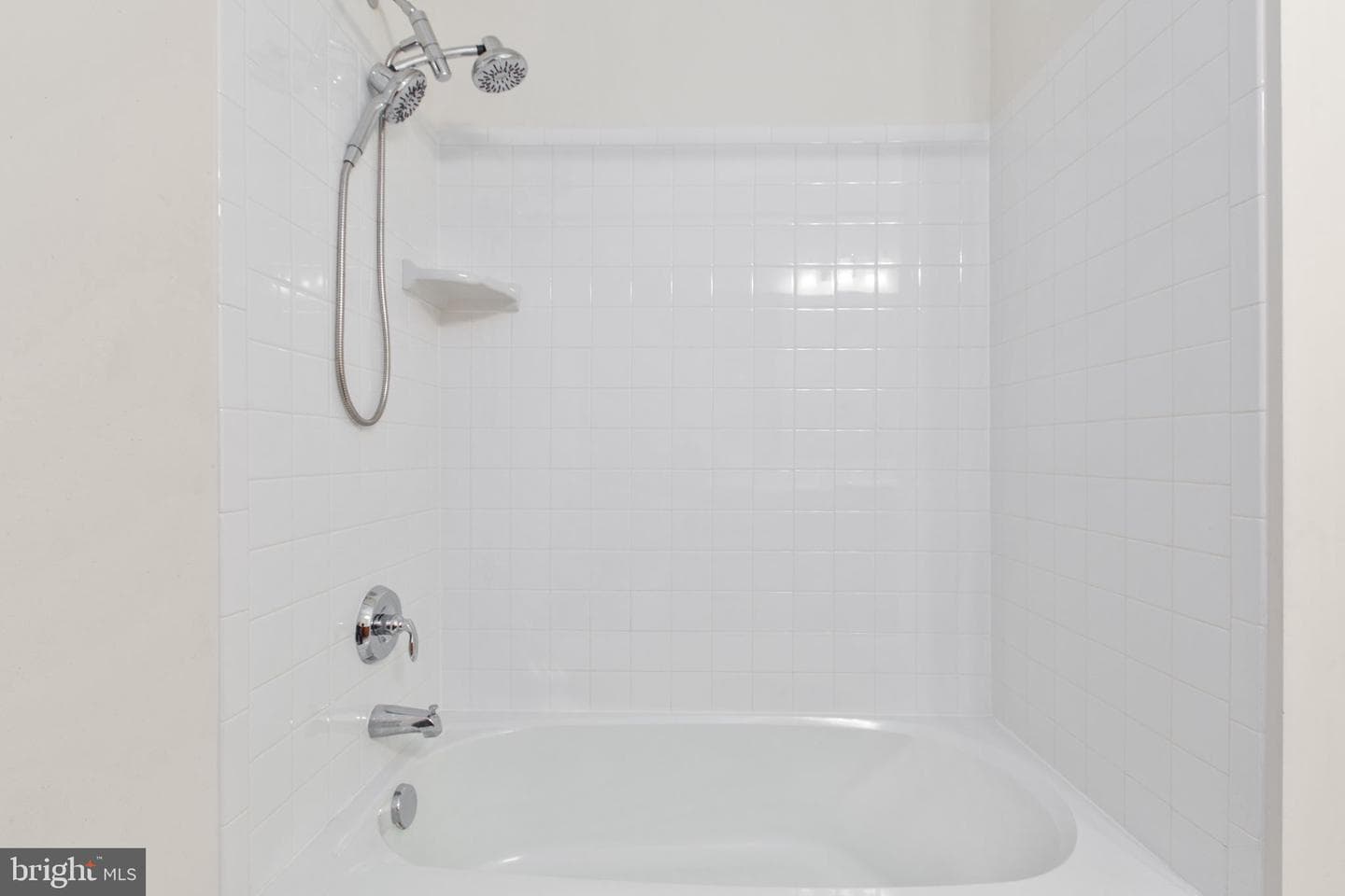 1221 Marigold Street photo 38