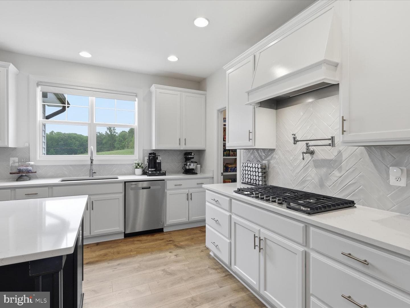 102 Dolittle Farm Rd photo 14