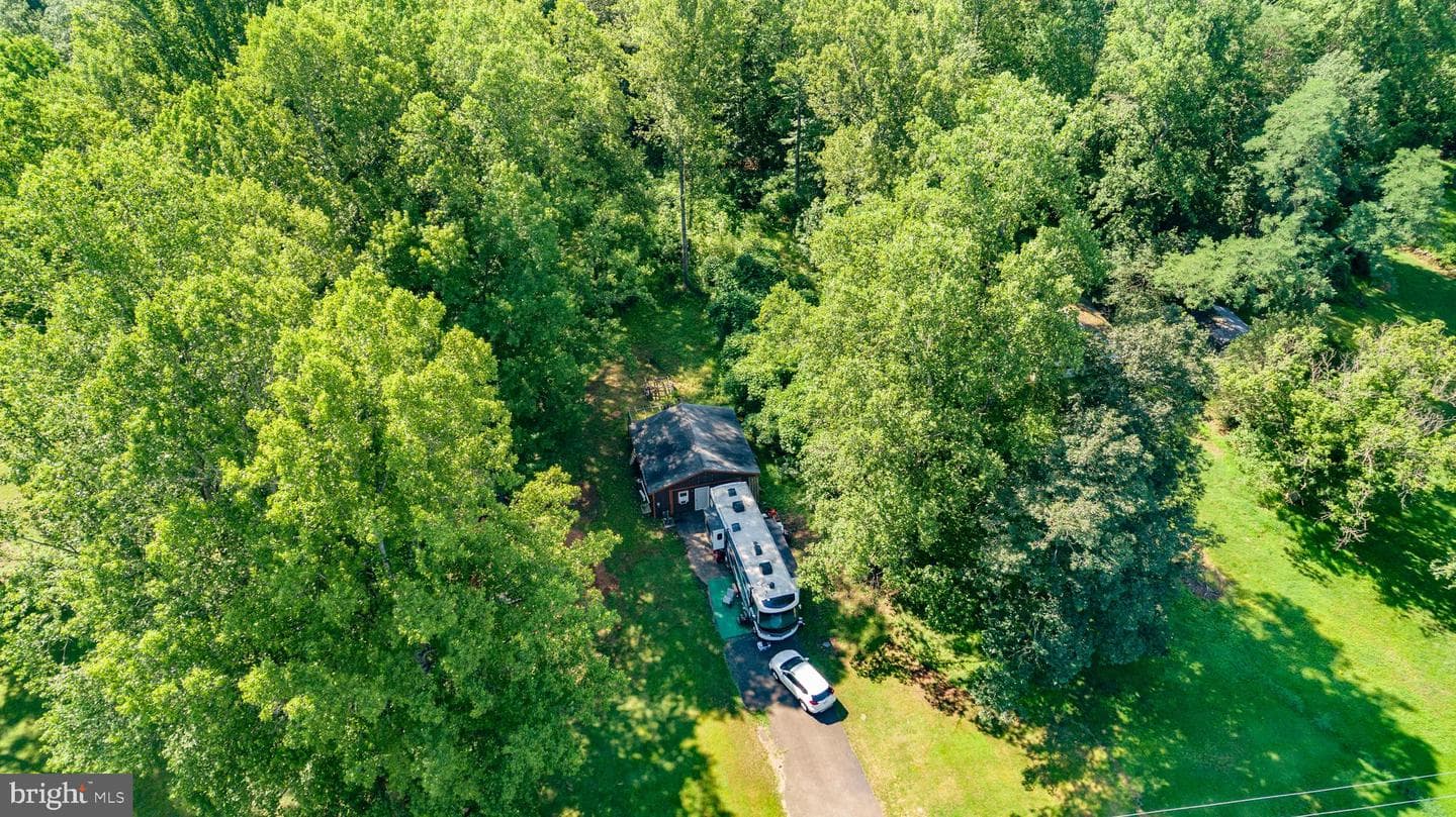 665 Holly Corner Rd photo 65