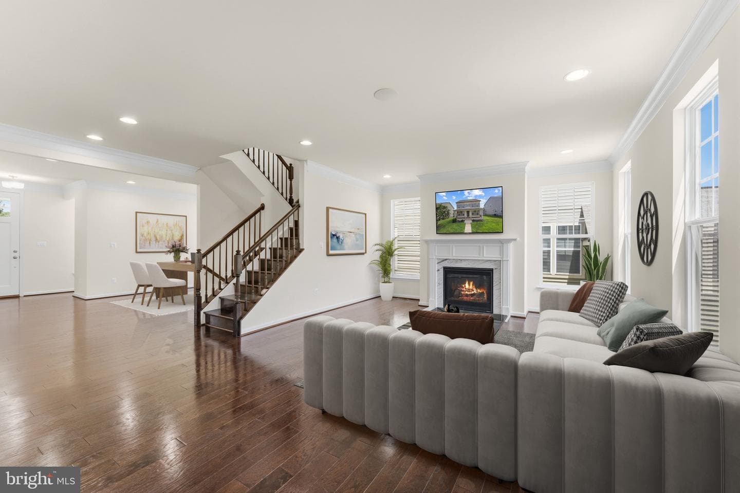148 Gardenia Drive photo 4