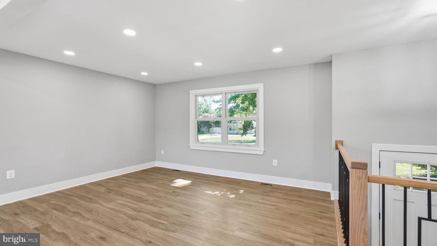 210 Austin Drive photo 12