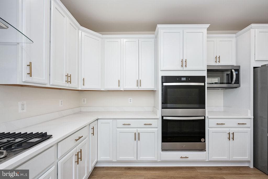 578 Tacketts Mill Road photo 32