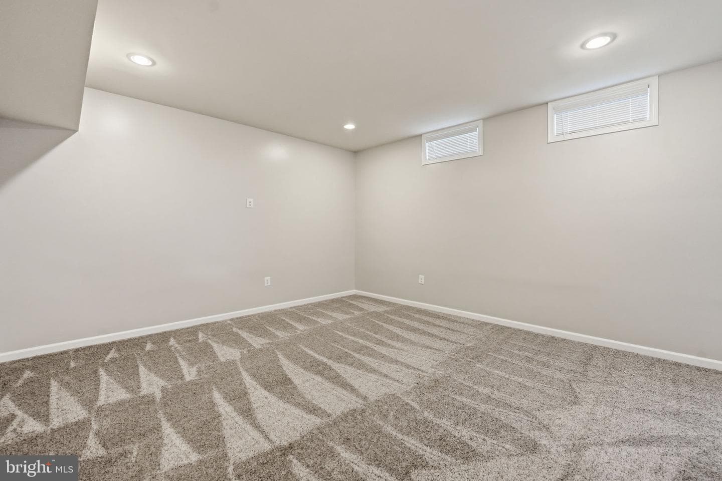 428 Alder Drive photo 71