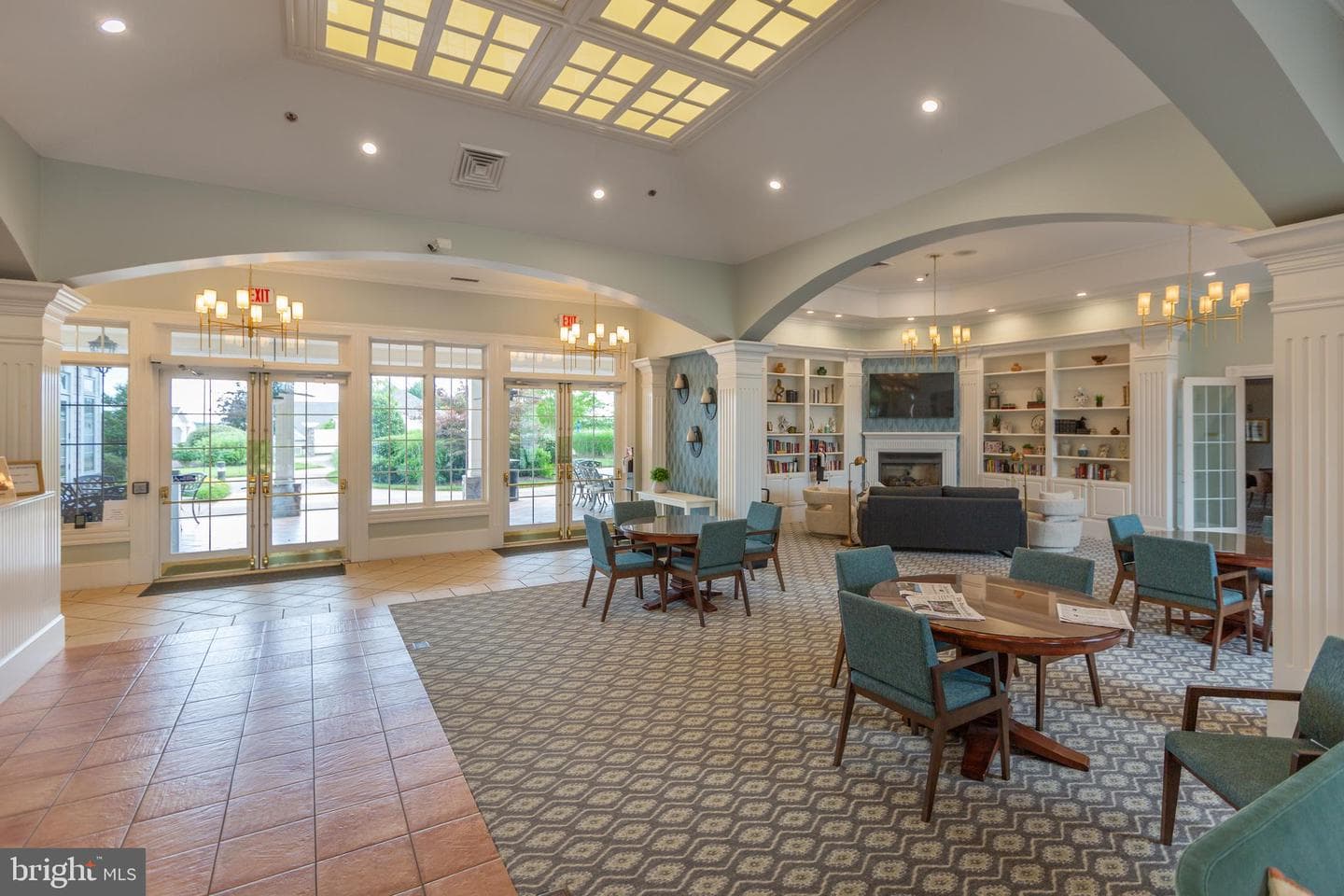 22 Chantilly Place photo 3