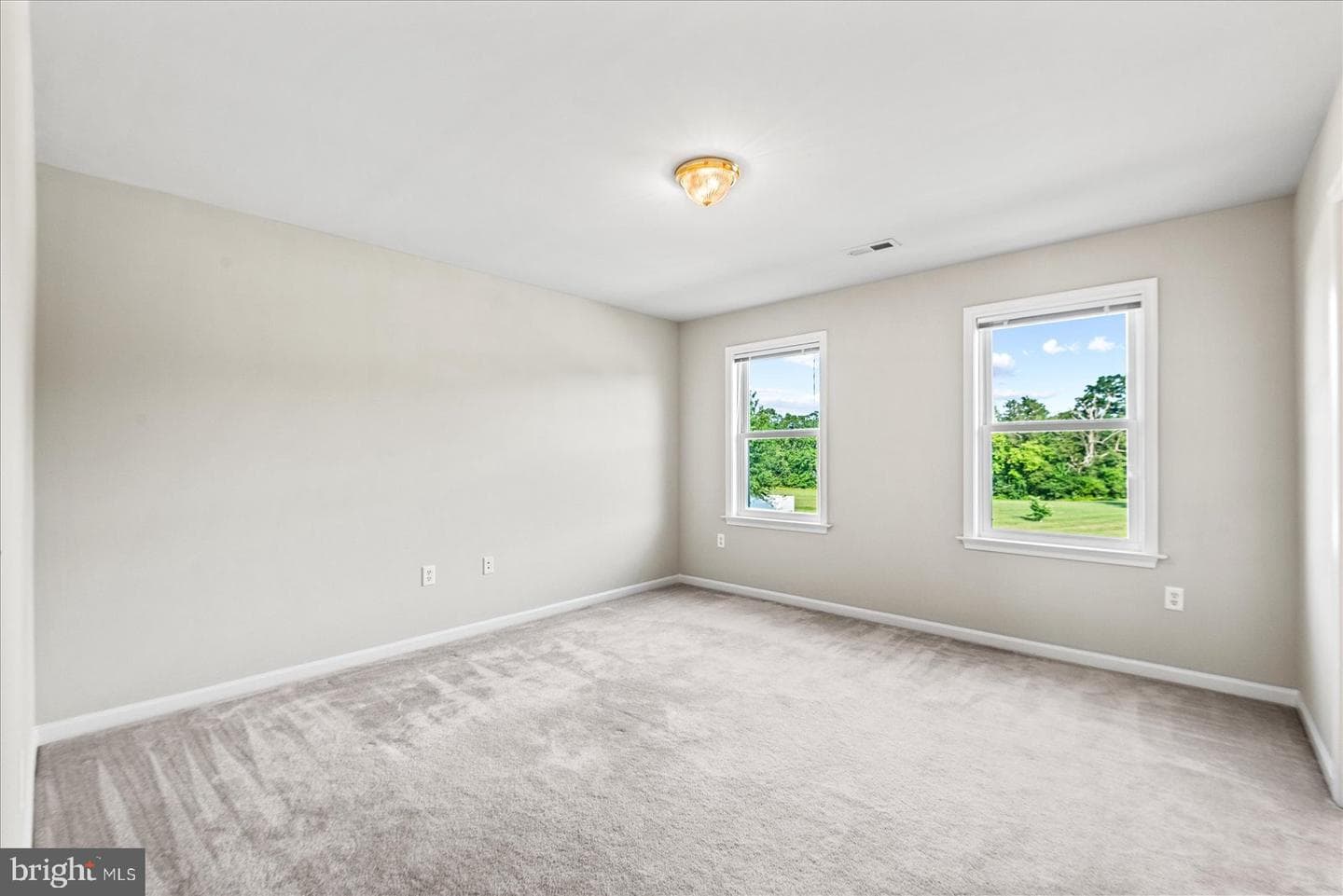 19 Pinto Lane photo 50