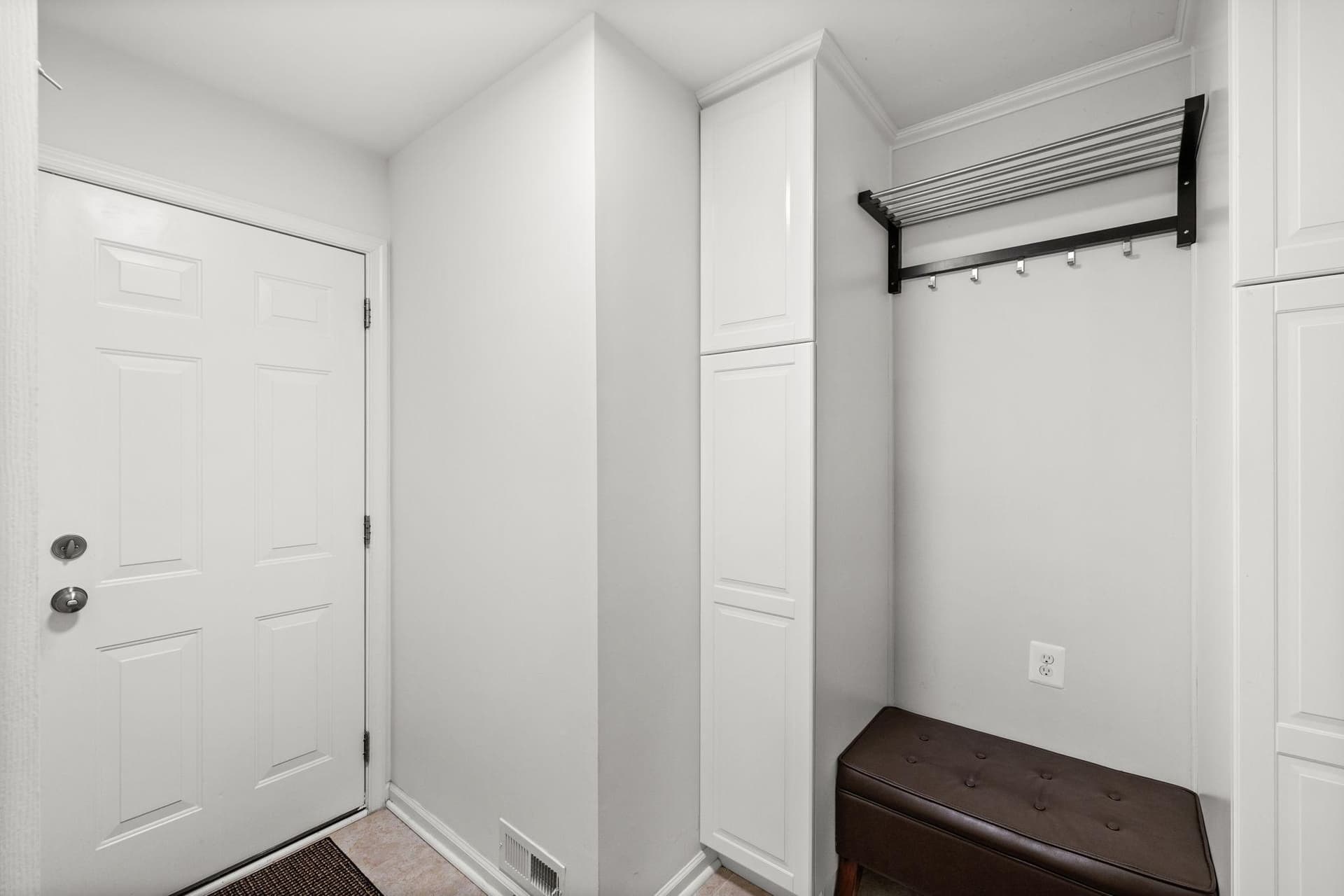 196 McPherson Drive photo 33