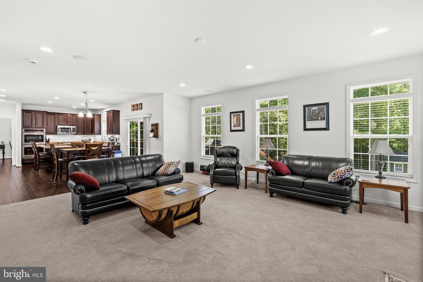 196 McPherson Drive photo 47