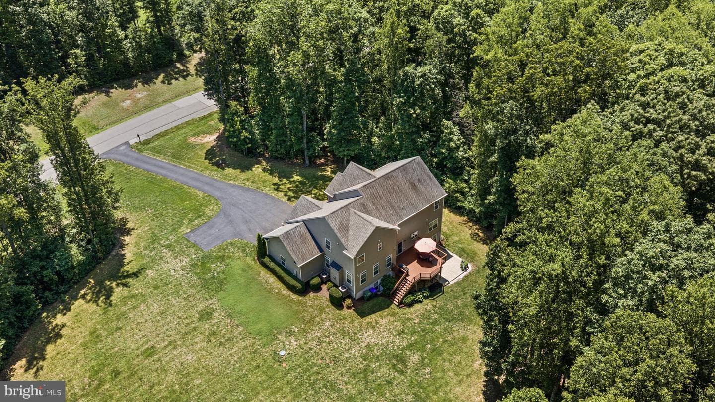 196 McPherson Drive photo 86