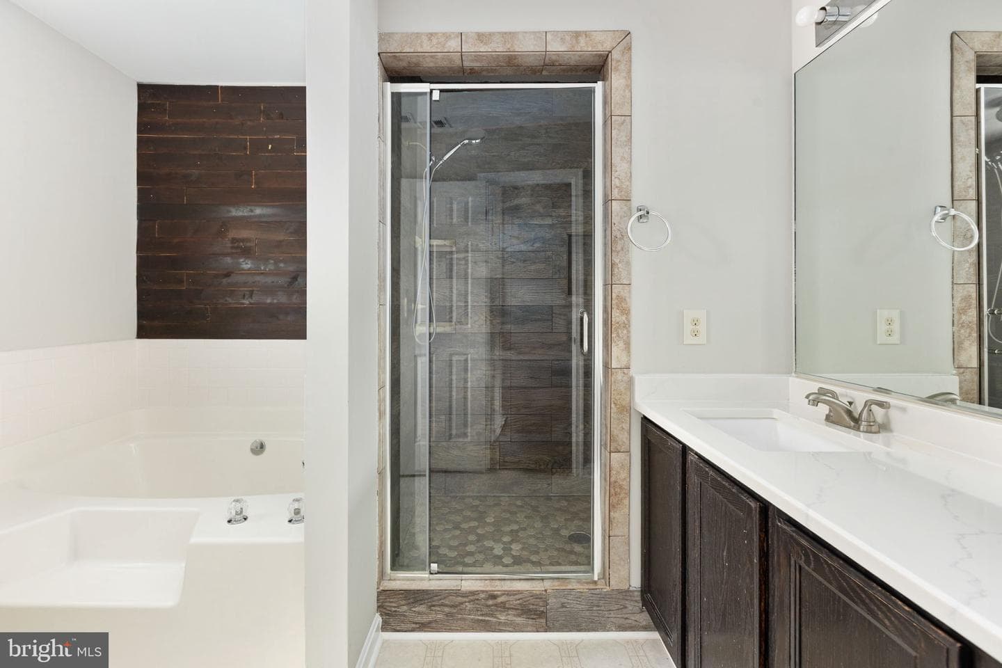 1 Markham Way photo 49