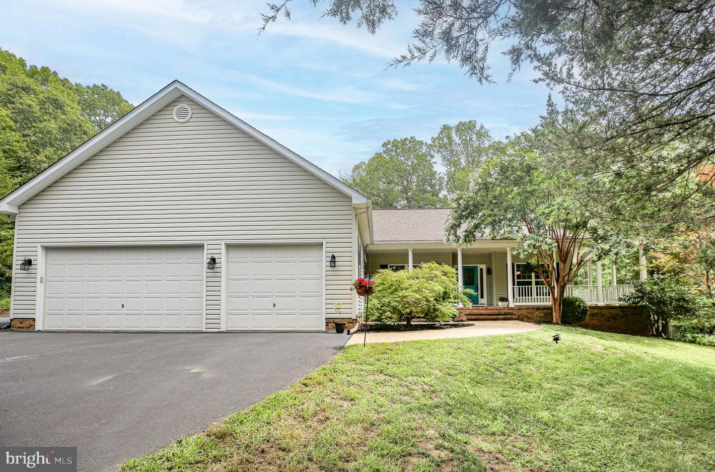 141 Revell Road photo 1