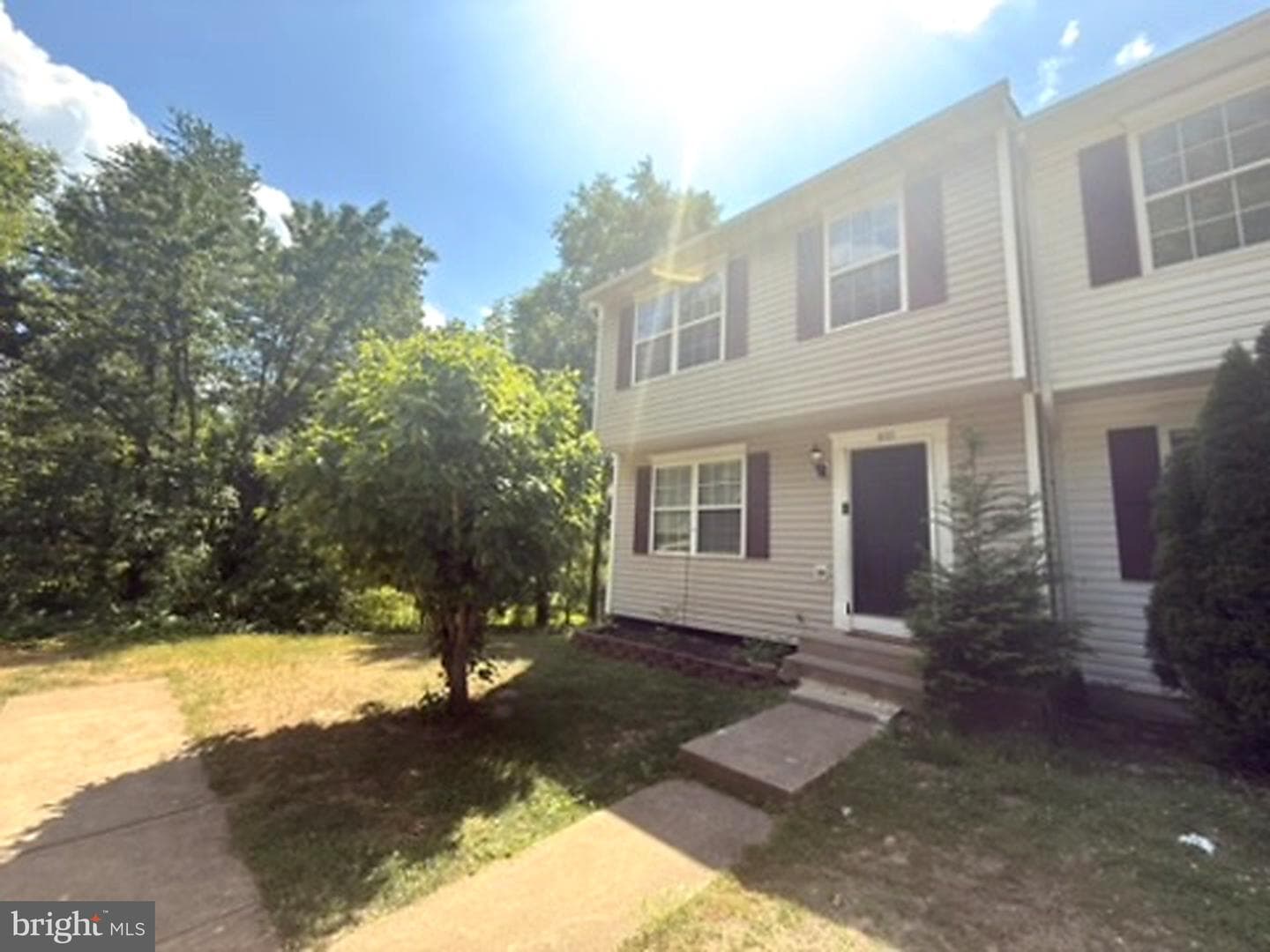410 Munsons Hill Court photo 2