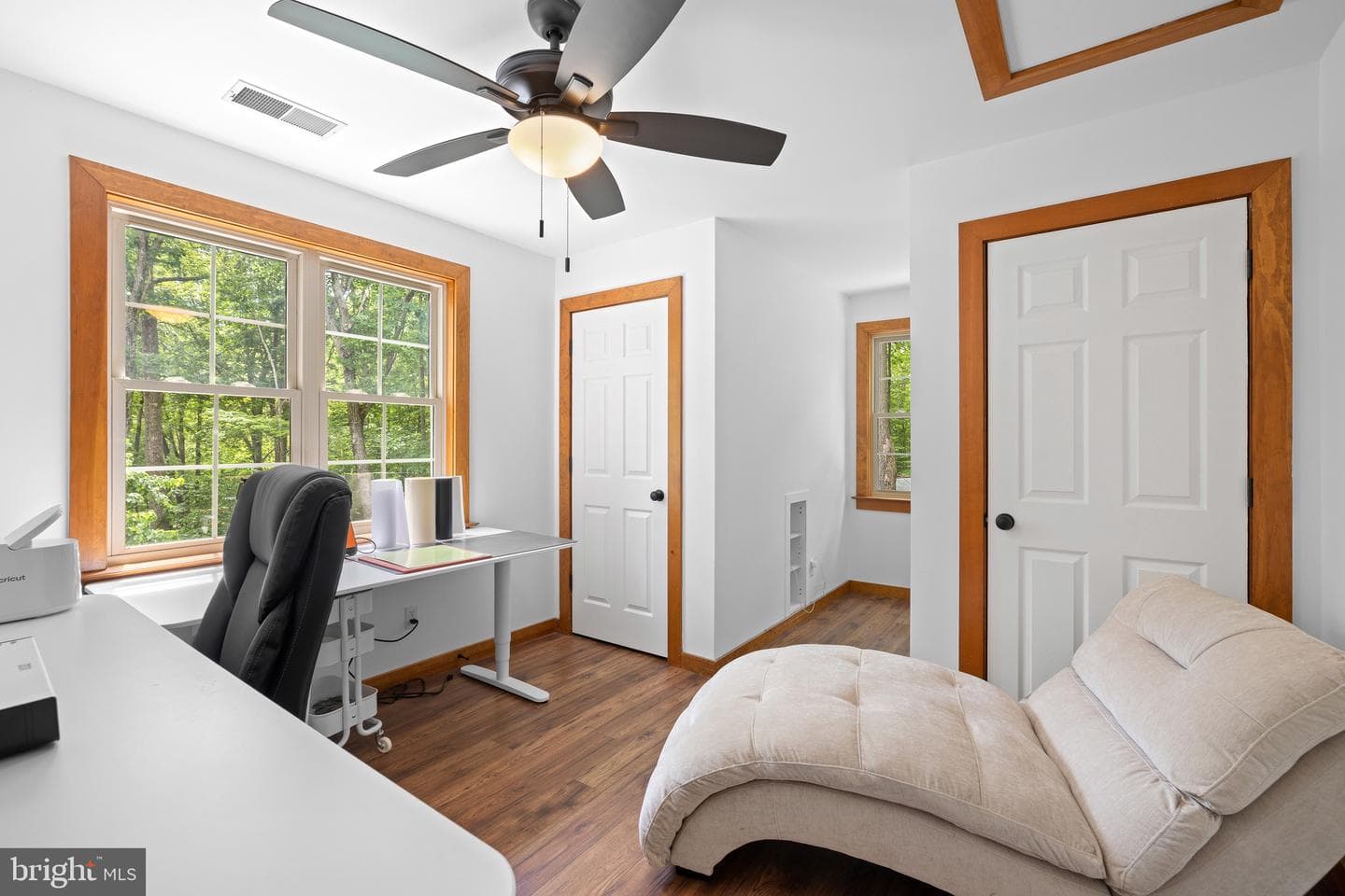 81 Lady Jane Lane photo 32