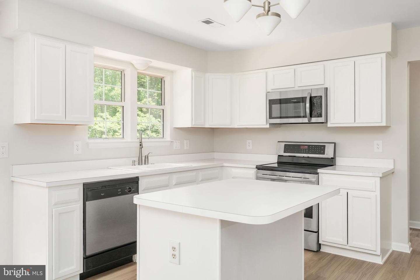 5 Timberwood Court photo 19