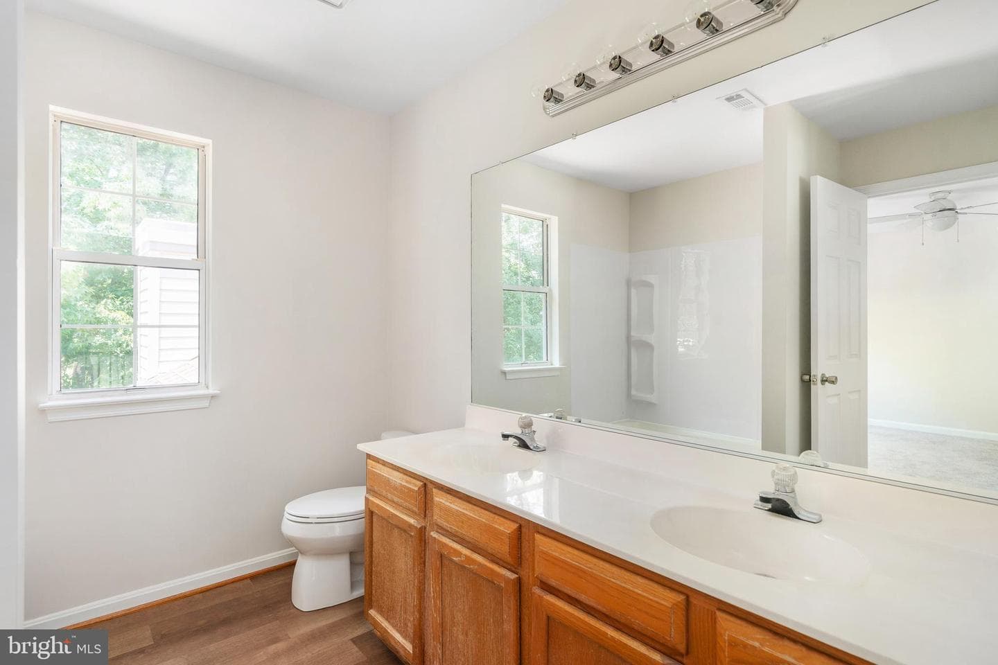 5 Timberwood Court photo 38