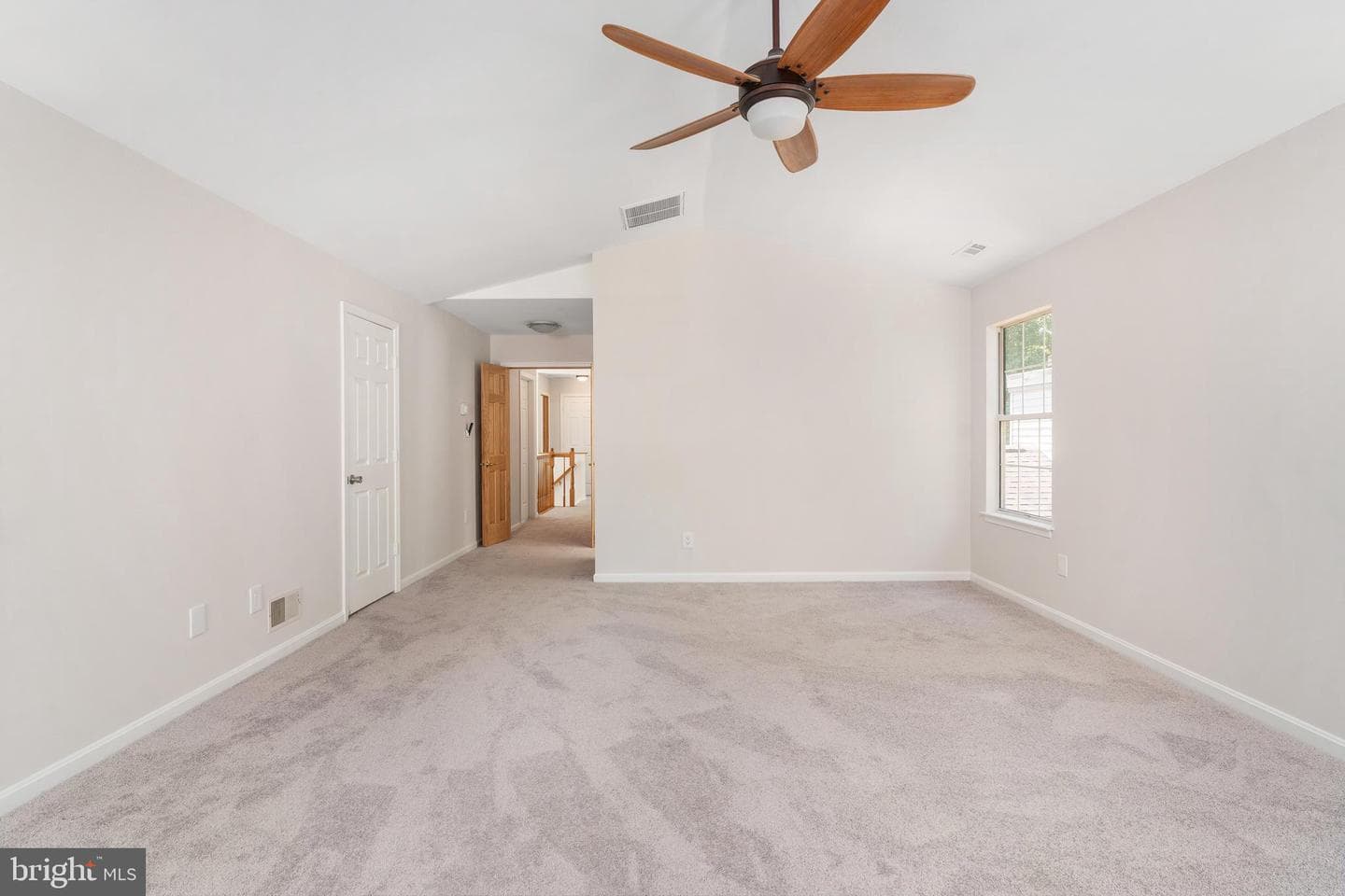 5 Timberwood Court photo 44