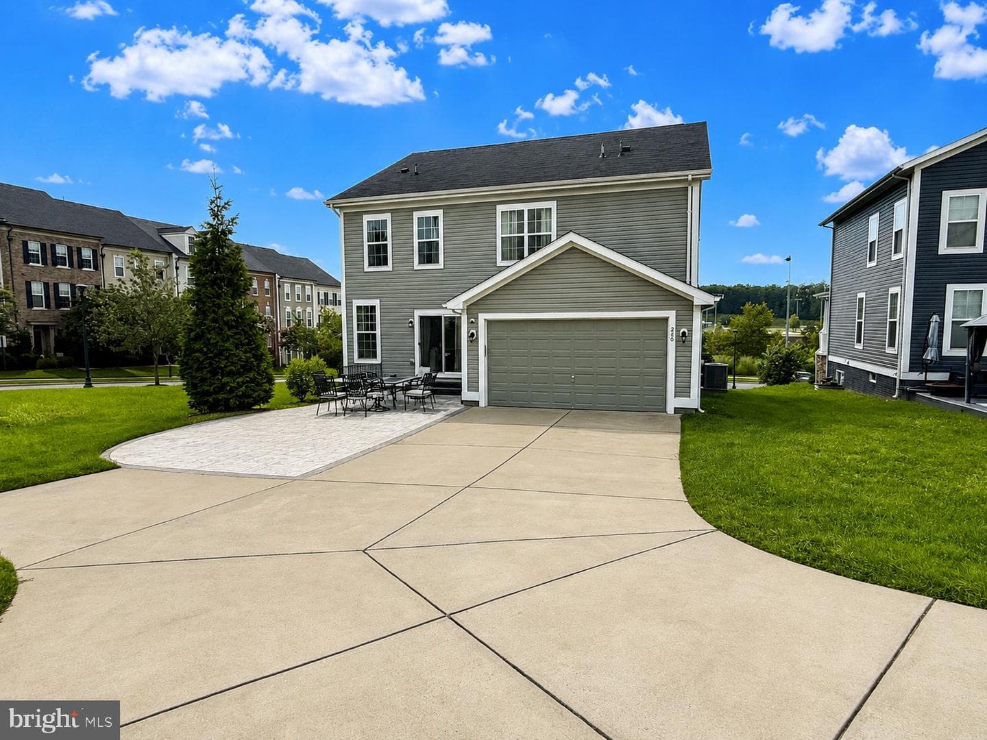 220 Almond Drive photo 2