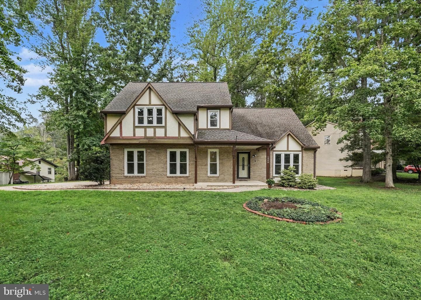 1228 Aquia Drive photo 1