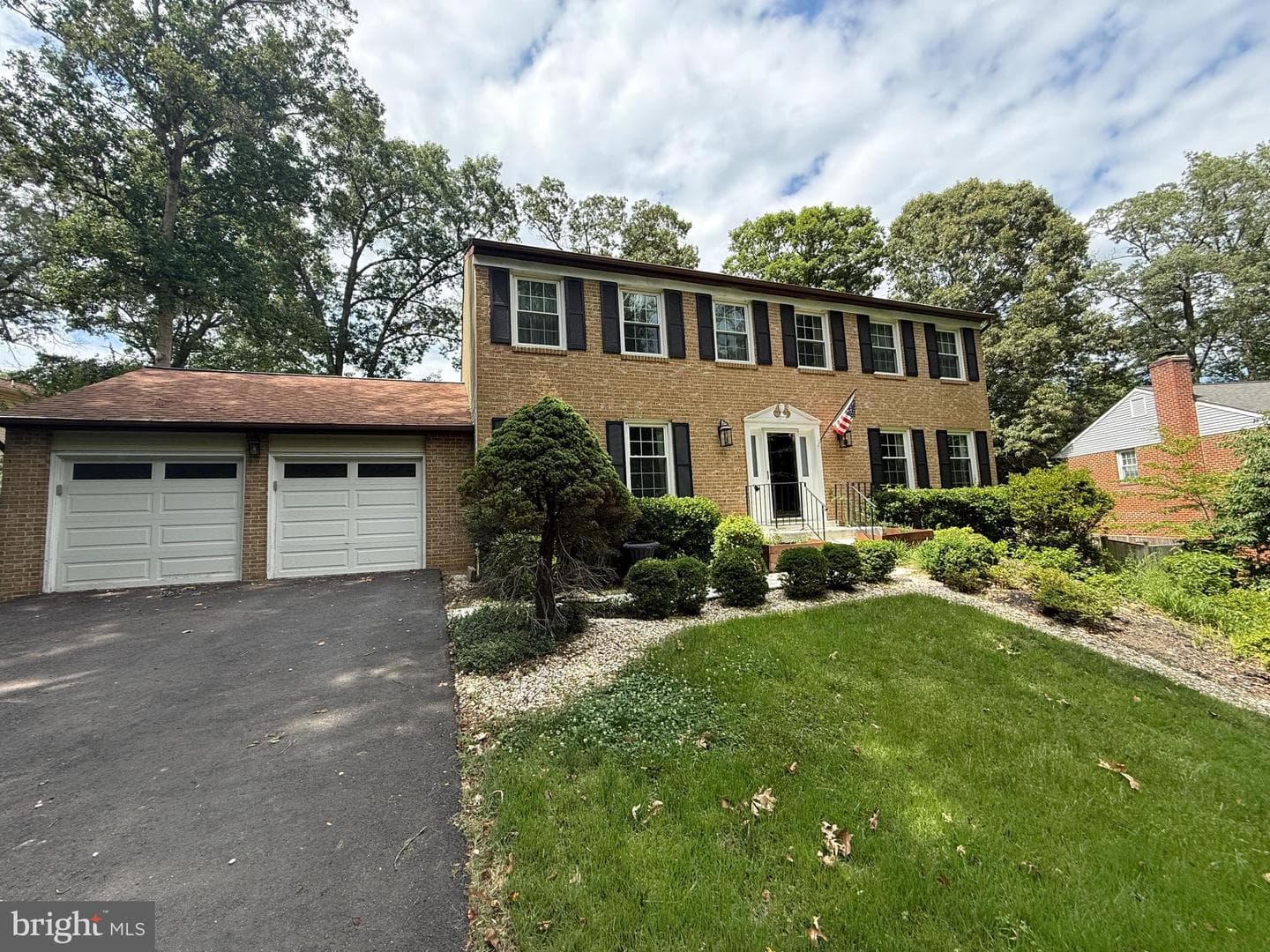 1012 Isabella Drive photo 1